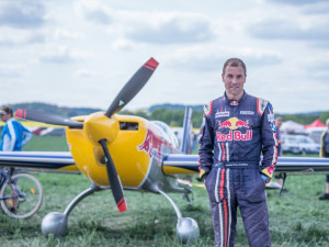 Pilot Šonka ovládl Air Race v Budapešti