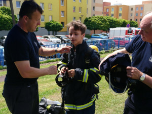 Už čtvrtým rokem pokračuje ve městech a obcích kolem elektrárny Temelín projekt Hasičského záchranného sboru Jihočeského kraje s názvem Den bezpečnosti s hasiči.