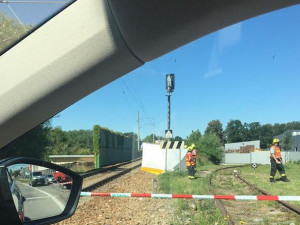 Na železničním přejezdu v budějcké Křižíkově ulici srazil vlak muže