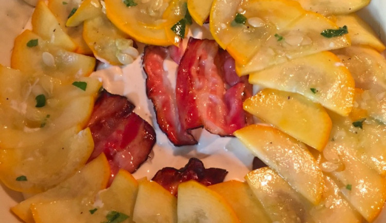 DRBNA VAŘÍ: Slaný koláč s mascarpone a slaninou nebo kuřátko s olivami a rajčátky