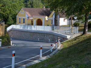 Hluboká nad Vltavou shání peníze i pro malé obce z okolí