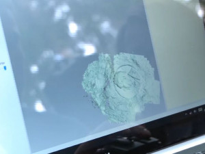 Studenti VŠTE vytvářejí kopii Stifterova obelisku pomocí 3D technologií. Ze zmenšenin by mohla být památka pro turisty.