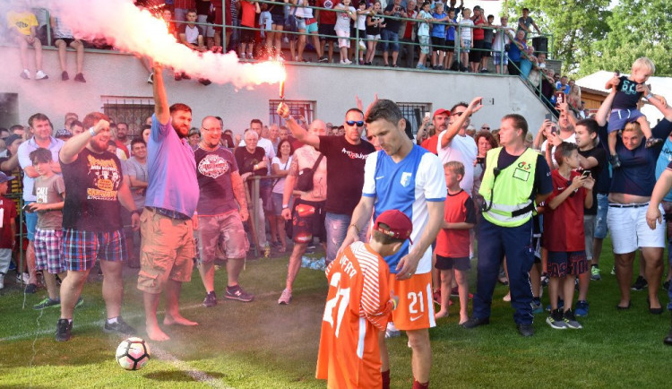David Lafata při rozlučce s kariérou. Nyní bude hrát přebor za Olešník