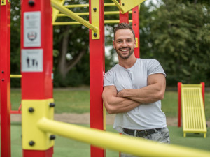 Budějce mají první workoutové hřiště. otestoval ho Lukáš Zetek.