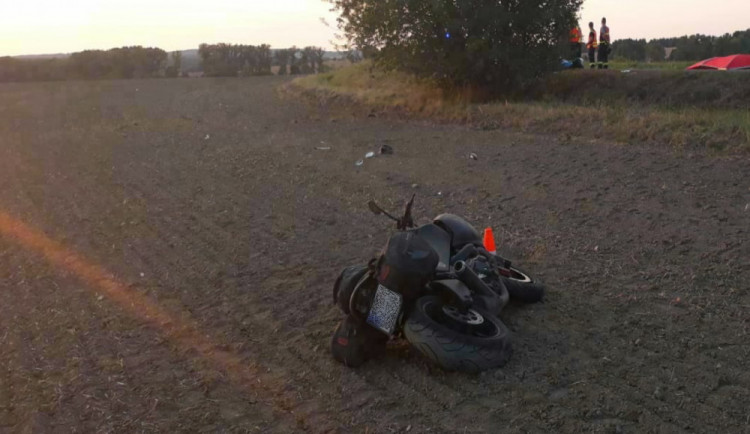 U Bernatic na Písecku došlo k tragické nehodě dvou motorkářů. Jeden z nich nepřežil