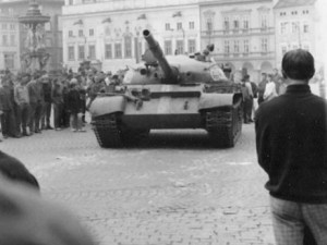Srpen 1968 v Českých Budějovicích, náměstí Přemysla Otakara II.