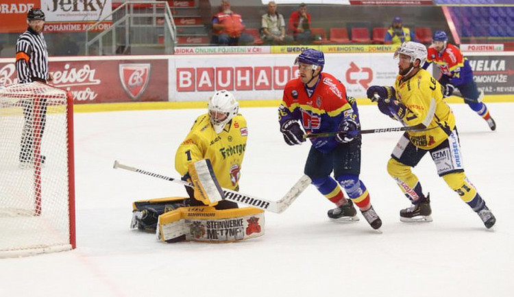 I ve druhém vzájemném měření sil měli hokejisté českobudějovického Motoru proti Lausitzeru Fuechse navrch a zaslouženě si připsali další výhru v přípravě. Zvítězili 6:1.