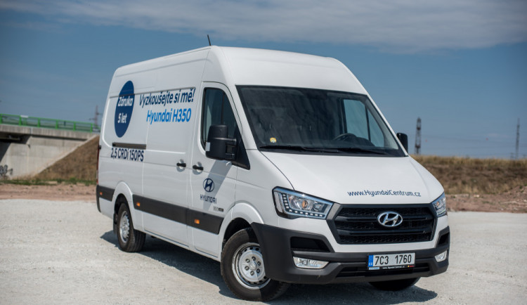 Ideální parťák pro podnikání i volný čas. Tak by se dal popsat Hyundai H350.