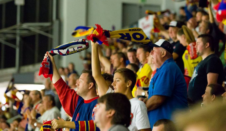 První utkání soutěžního ročníku 2018/2019 Chance ligy v Budvar aréně. Motor porazil Benátky nad Jizerou 5:1.