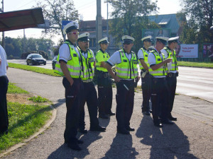 Dopravní policisté při soutěži o regulčíka roku řídili rušnou budějckou křižovatku.