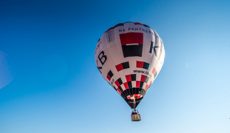 Balonové létání ukončí letní turistickou sezonu na Lipensku