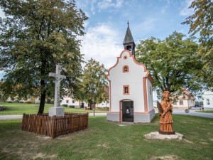 Obnovenou historickou kovárnu představily Holašovice u příležitosti dvacátého výročí zapsání obce na seznam památek Unesco.