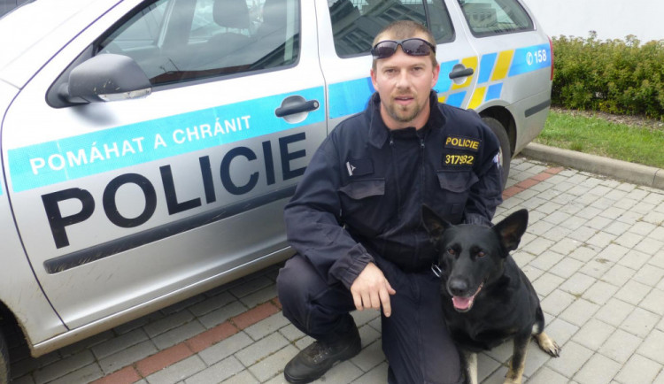 Waomi se svým páníčkem Janem Molem.