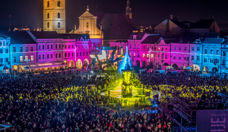 Multimediální show Má Vlast převyprávěla sto let republiky