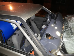 Dopravní nehoda ve Vodňanech, při které zemřel spolujezdec a řidič utrpěl středně těžké zranění.