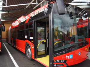Nové elektro midibusy a trolejbusy českobudějovického dopravního podniku.