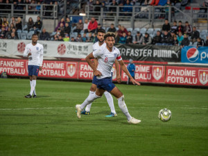 Česká dvacítka s kapitánem Havelkou remizovala s Anglií