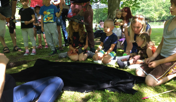 O květnové Temelínské čarování je mezi lidmi z okolí elektrárny tradičně velký zájem