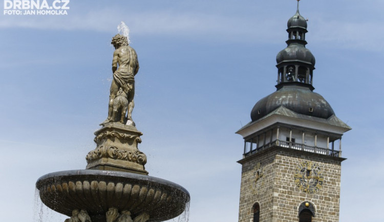 Zvony Maria, Oktáva, Marta, Budvar a Bumerin na Černé věži budou vyzvánět na počest republiky