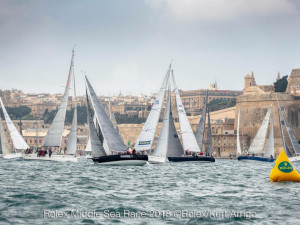 Česká loď ovládla prestižní závod.