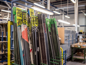 Firma s šedesátiletou tradicí dodává vybavení sportovním hvězdám, nyní se můžete stát její součástí.