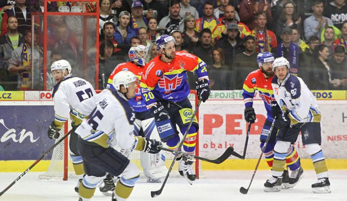 Na jih Čech putují z Kladna tři body