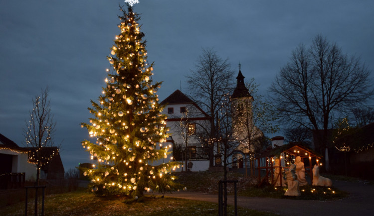 Albrechtice už žijí adventem 15.11.2018_1