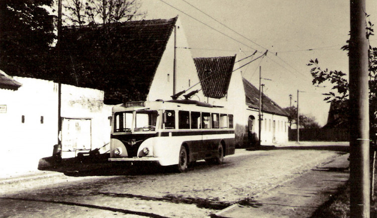 Trolejbus Vetra-ČKD