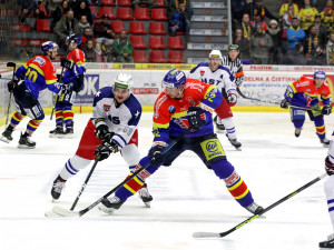 Útok Jiřího Šimánka překazil třebíčský bek Lukáš Vágner