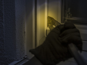 Zloděj si došel na sběrný dvůr pro prázdnou pokladnu