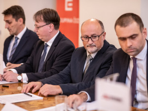 Smlouva je podepsaná. Teplo do Budějc bude posílat Temelín, stavba horkovodu začne na jaře