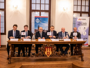 Smlouva je podepsaná. Teplo do Budějc bude posílat Temelín, stavba horkovodu začne na jaře