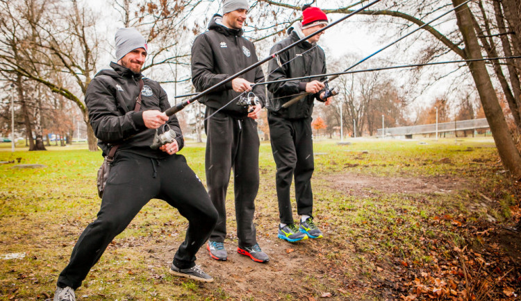 Před posledním zápasem roku si jdou zarybařit. Jak slaví Vánoce budějčtí volejbalisté?