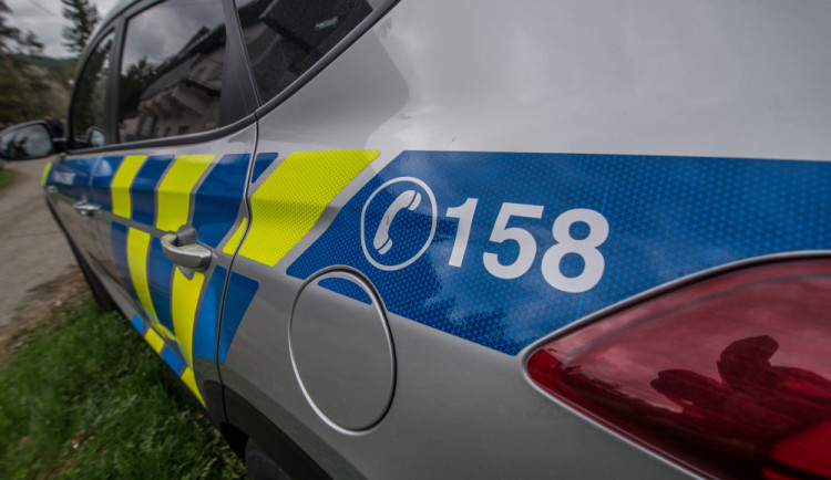 Pro rodinu mrtvého policisty už vybrali lidé přes 56 tisíc korun. Sbírka trvá až do poloviny ledna