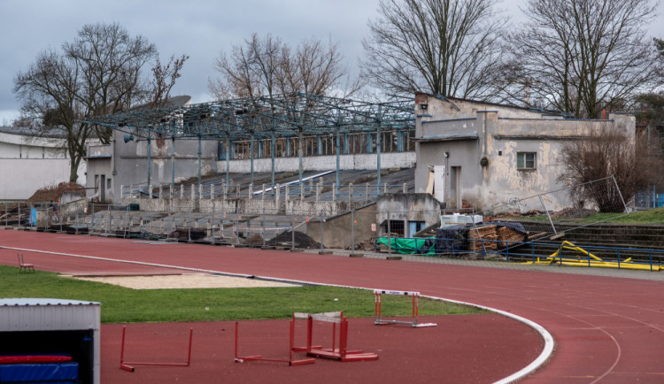 Rekonstrukce by měla být hotová v polovině roku.