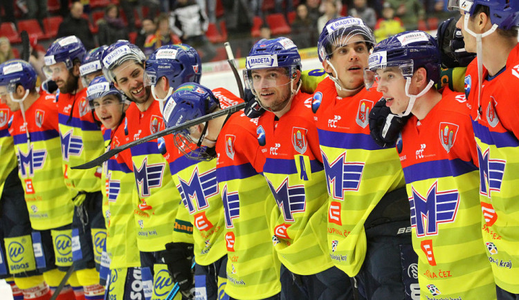 Vybírejte Motoráka měsíce prosince