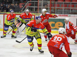 Karel Plášil ve vlastním obranném pásmu