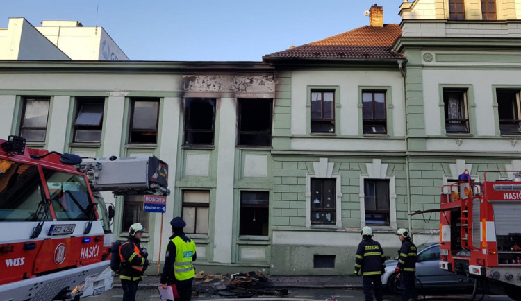 Požár zničil byt na ubytovně