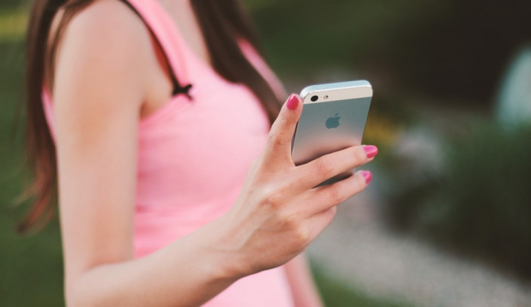 Internetem se šíří podvodné e-maily. Hackeři se v nich zaměřují na majitele značky Apple