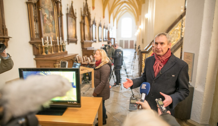 Vědci objevili v Budějcích ostatky zpovědníka Jindřicha Libraria