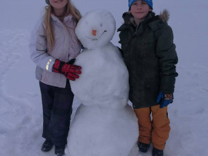 Když Jihočeši staví sněhuláky. Fantazii se meze nekladou