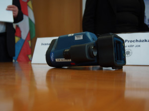 Policisté dnes dostali nové laserové rychloměry