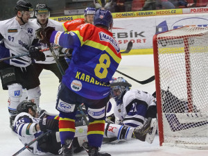 Závar před Ondřejem Bláhou