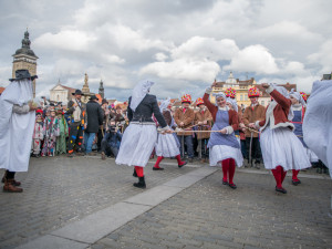 Budějckým náměstím prošel masopustní průvod