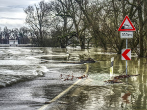 Vltava v Krumlově dosáhla druhého povodňového stupně. Prachatice hlásí pohotovost