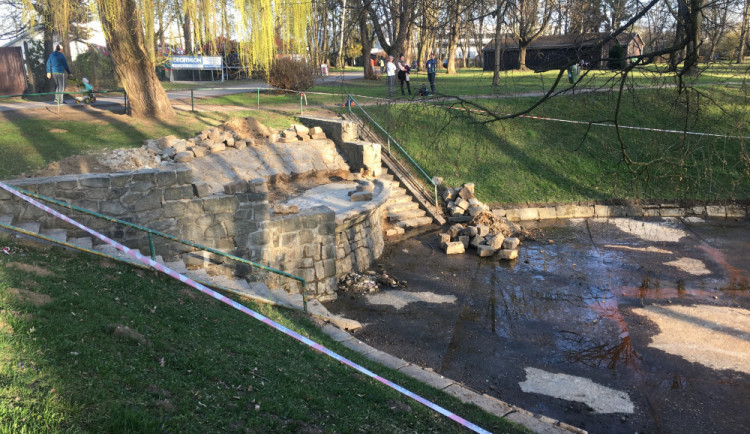 Brouzdaliště u Malého jezu