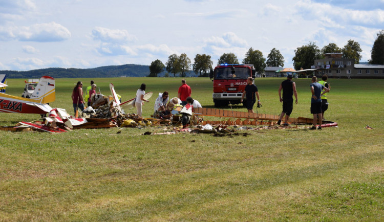 Příčina pádu letadla není stále jasná