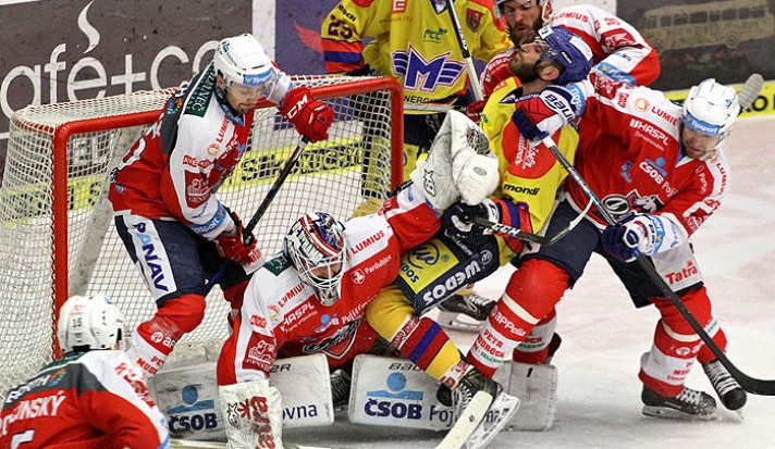 Motoru se první zápas v baráži nepovedl.