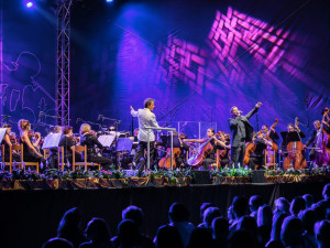 Mezinárodní hudební festival láká do Krumlova na moderní gospely, slavné operní árie nebo keltskou hudbu