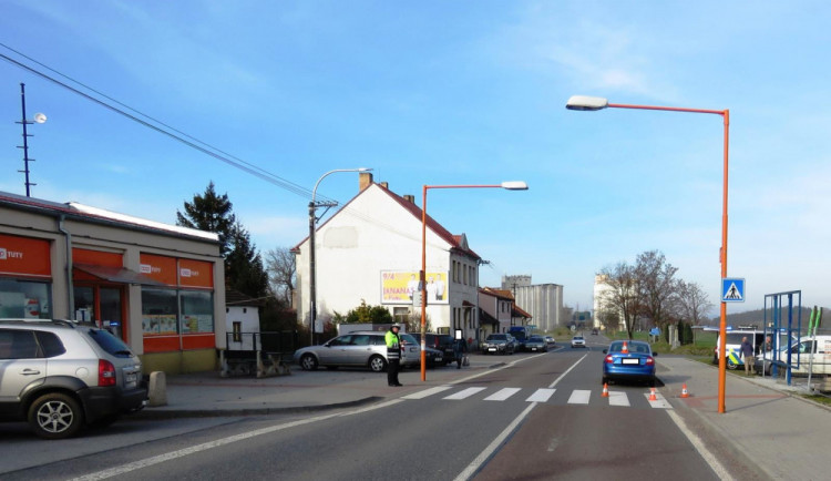 Policisté hledají svědka dopravní nehody